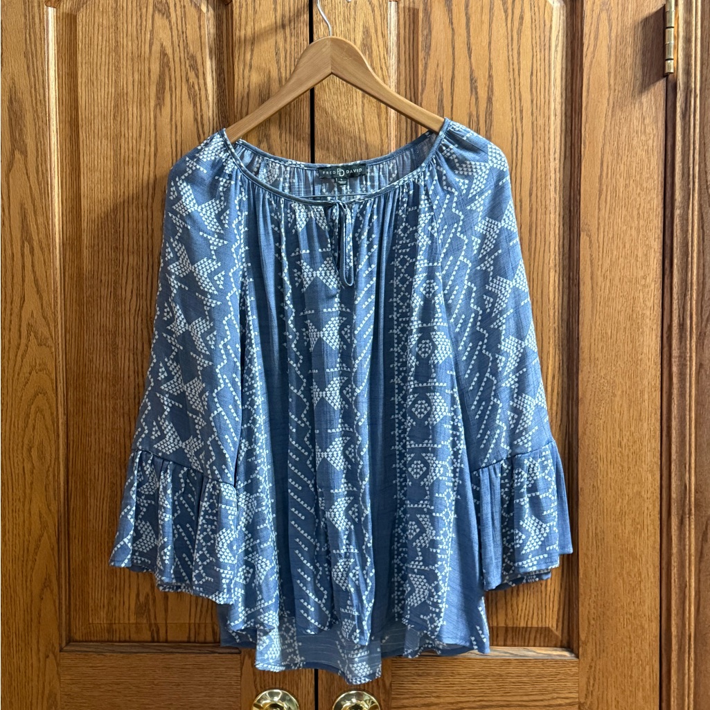Fred David Blue And White Patterned Blouse